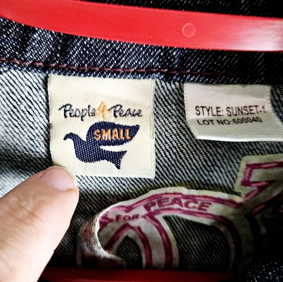 PEOPLE 4 PEACE | dark wash denim button up embroidered cropped jean jacket - Picture 3 of 8